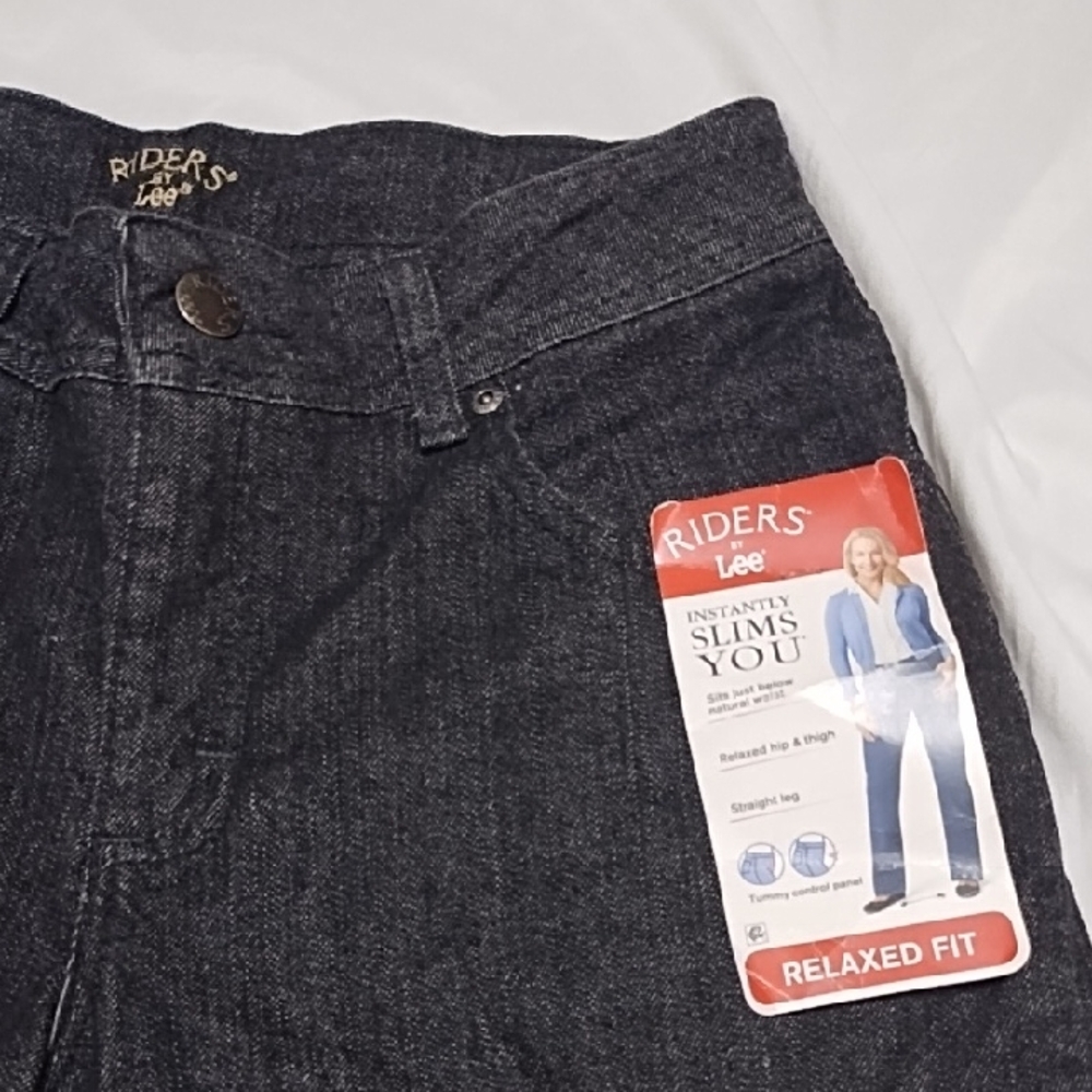 NWT Lee SLIMMING Relaxed Fit Straight Leg Black Jeans Sz 8P